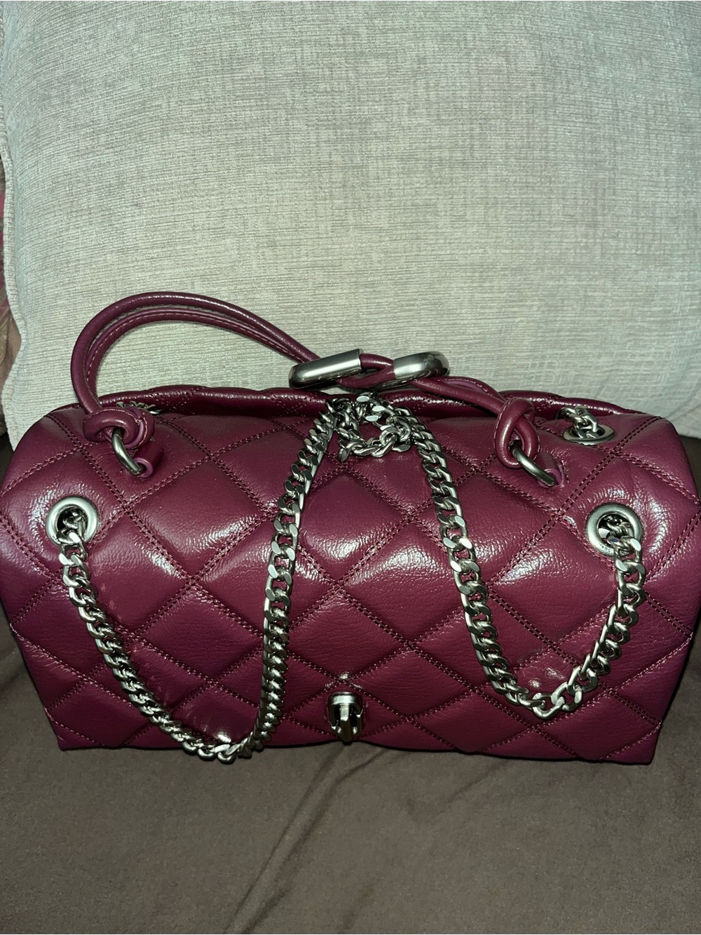 Marc Jacobs Quilted Leather Shoulder Bag in Deep Berry - Picture 3 of 5